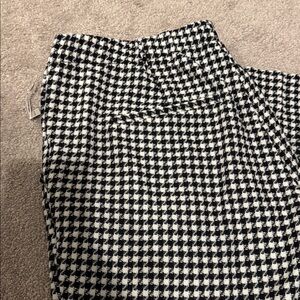 Old Navy Hounds Tooth Pull On Pants